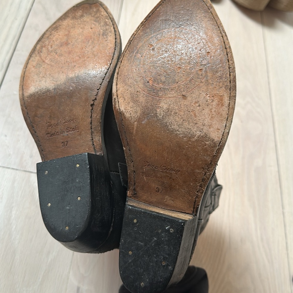 Golden Goose Short Cowboy Boots - Picture 2 of 3